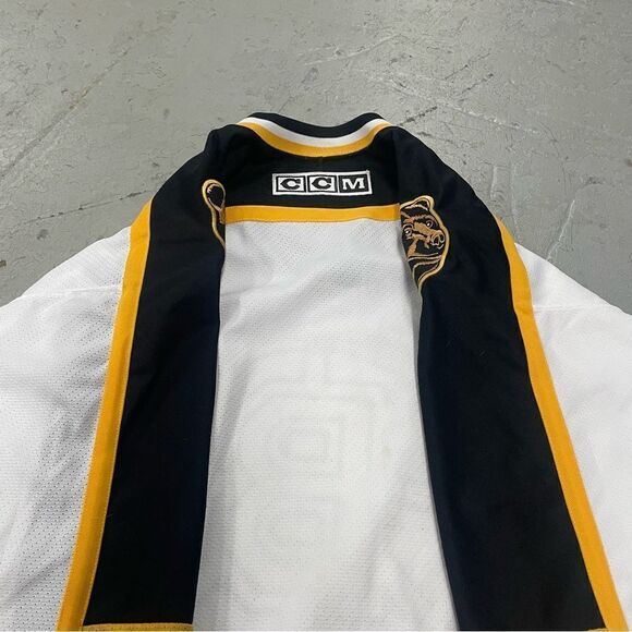 CCM NHL Boston Bruins SIGNED David Krejci Hockey Jersey Size Large - Picture 6 of 8